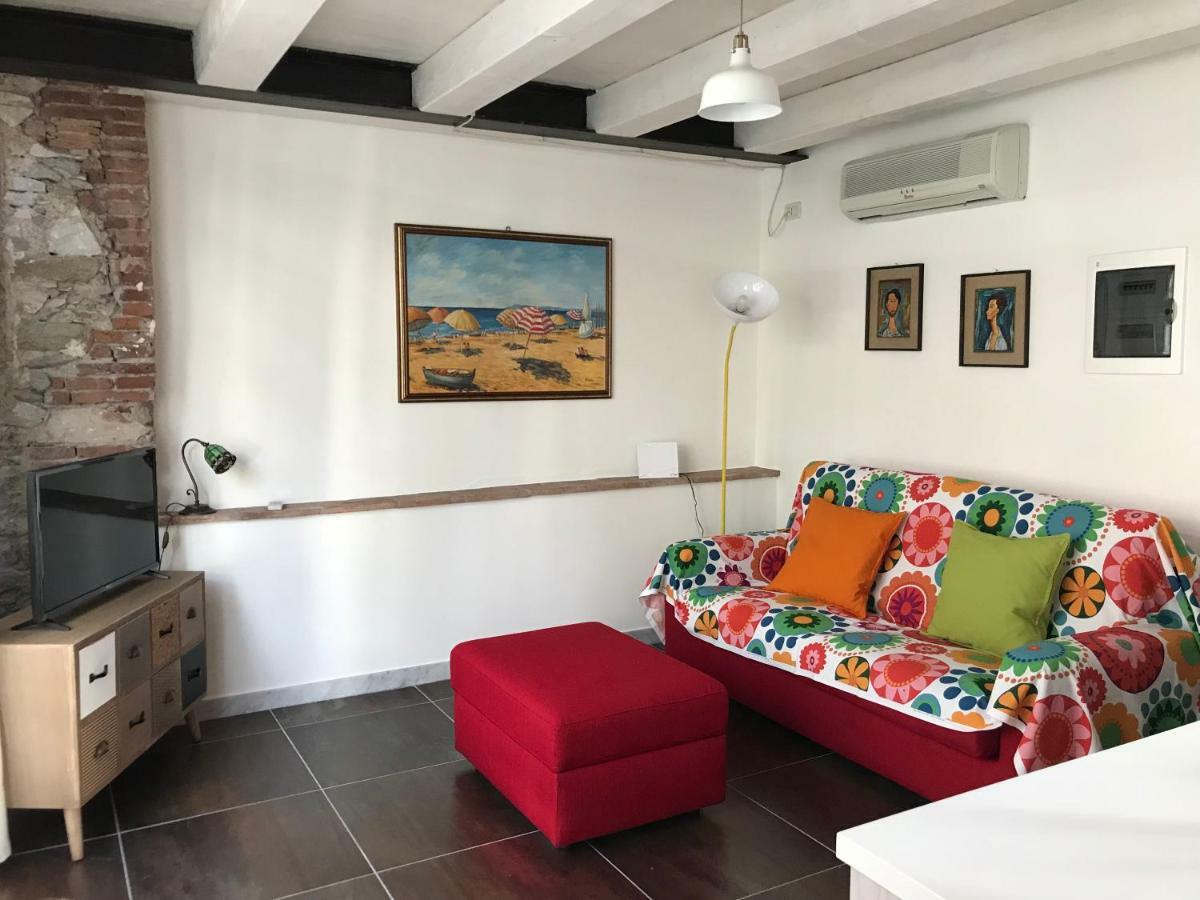 Il Vecchio Studio Pietrasanta Bagian luar foto